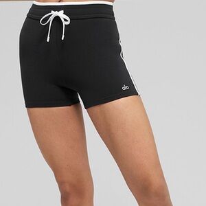 4” Airbrush High-Waist Race Pace Short- Black/White
